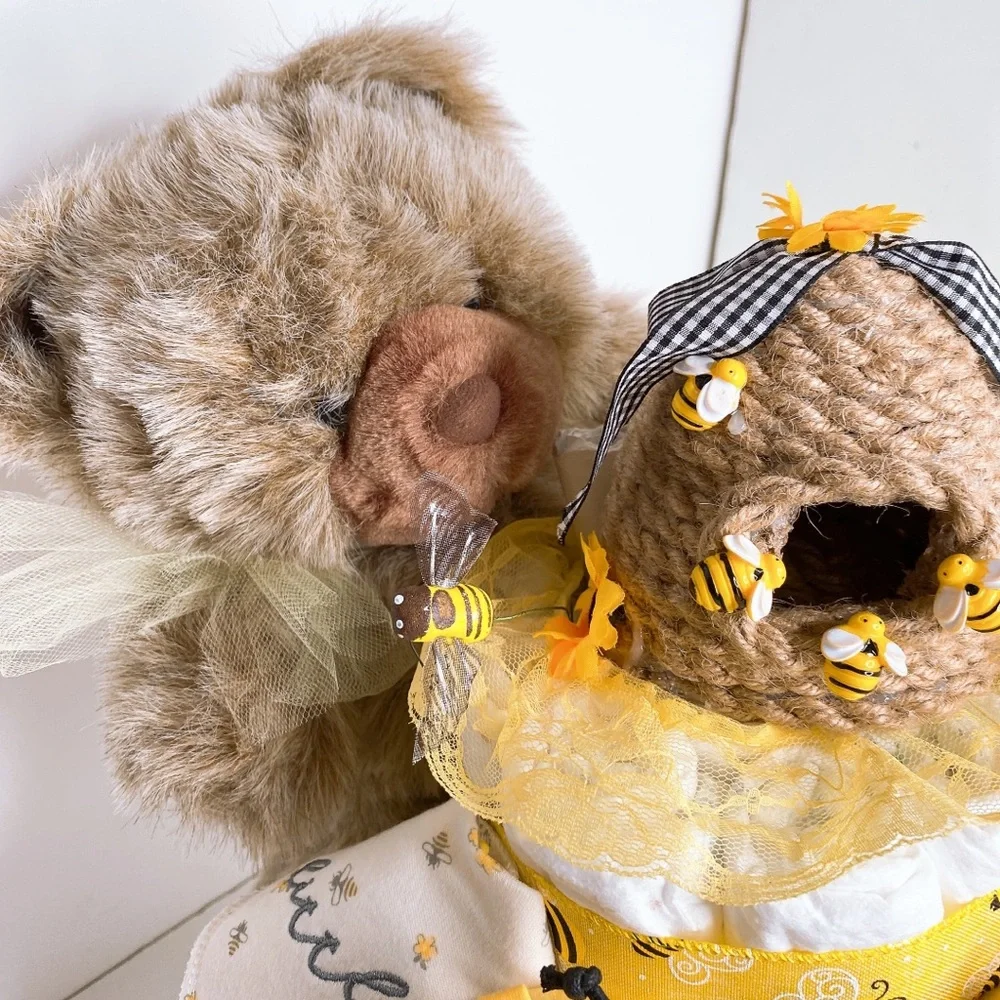 Honey Teddy Bear Diaper Diaper Cake, Bee themed